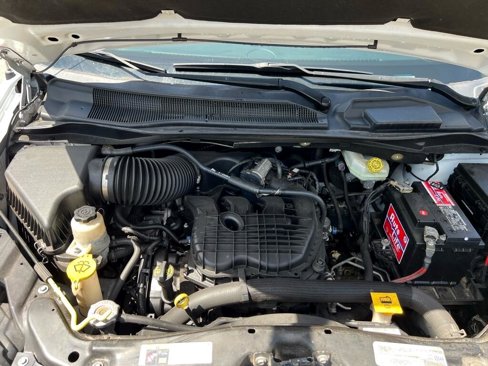 Used 2019 Dodge Grand Caravan GT image 19