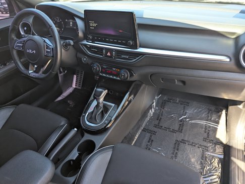 Certified 2023 Kia Forte GT-Line image 10
