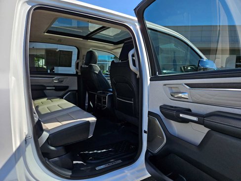 Used 2023 RAM 1500 Limited image 16