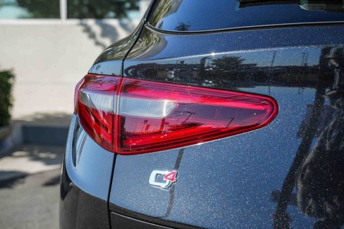 Used 2022 Alfa Romeo Stelvio Veloce image 7