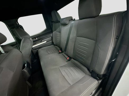 Used 2024 Toyota Tacoma TRD Off-Road image 29