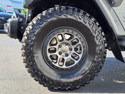 Used 2022 Jeep Wrangler Unlimited Rubicon w/ Xtreme Recon 35" Tire Package image 10