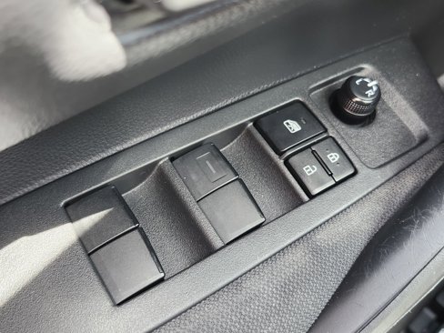 Used 2022 Toyota Corolla LE image 26