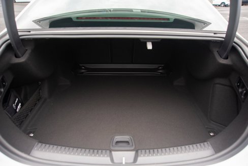 Used 2025 Mercedes-Benz E 350 4MATIC Sedan image 35