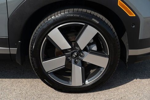 Used 2024 Hyundai Santa Fe Limited image 11
