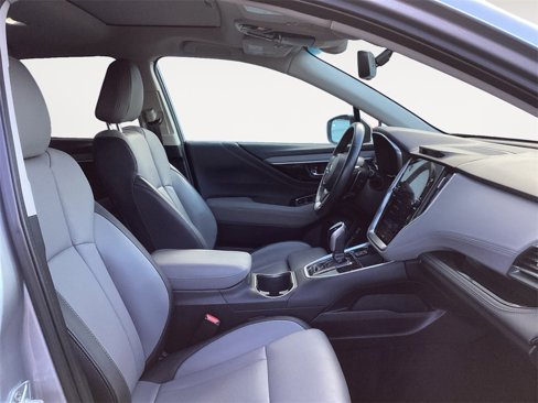 Used 2022 Subaru Outback Limited image 15