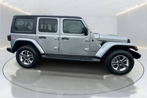 Used 2020 Jeep Wrangler Unlimited Sahara image 8