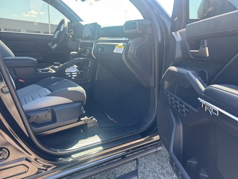New 2025 Toyota Tacoma TRD Off-Road image 16
