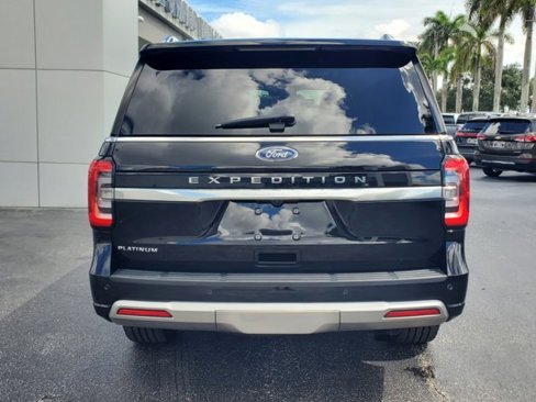 Certified 2022 Ford Expedition Platinum image 6