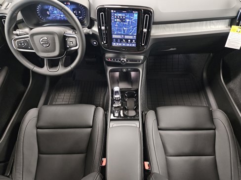 New 2026 Volvo XC40 B5 Plus w/ Protection Package Premier image 15