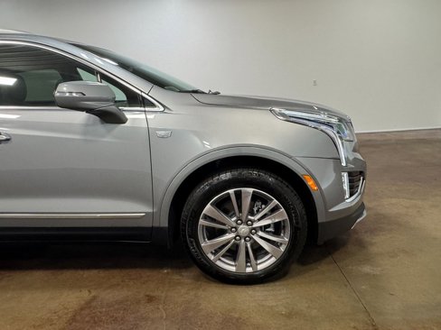 Used 2025 Cadillac XT5 Premium Luxury image 30