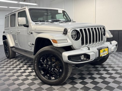Used 2022 Jeep Wrangler Unlimited Sahara image 1