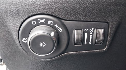 Certified 2024 Jeep Compass Latitude image 29