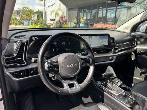 Used 2023 Kia Sportage EX image 17