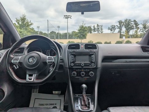 Used 2011 Volkswagen Golf 4-Door image 18