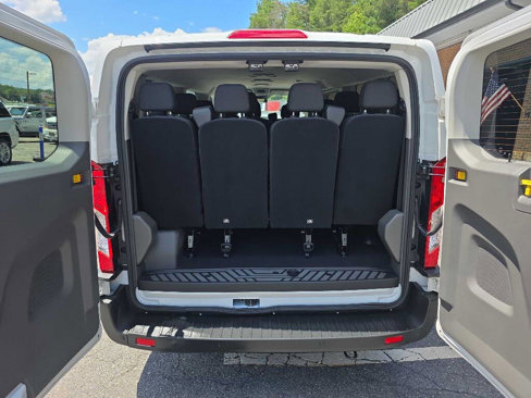 Used 2023 Ford Transit 350 XLT image 18