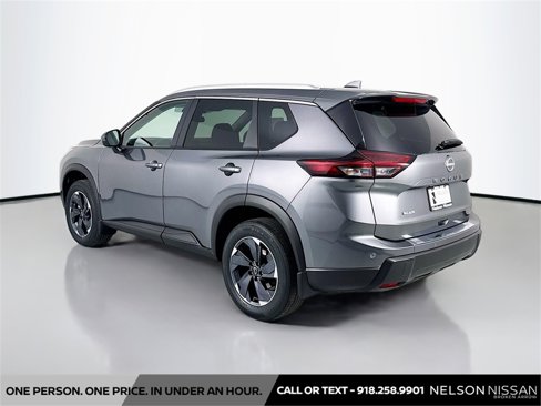 New 2026 Nissan Rogue SV image 7