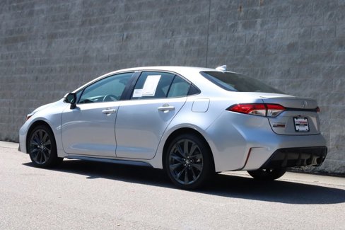 Used 2024 Toyota Corolla SE image 12