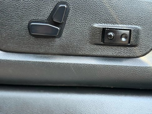 Used 2020 RAM 2500 Laramie image 10