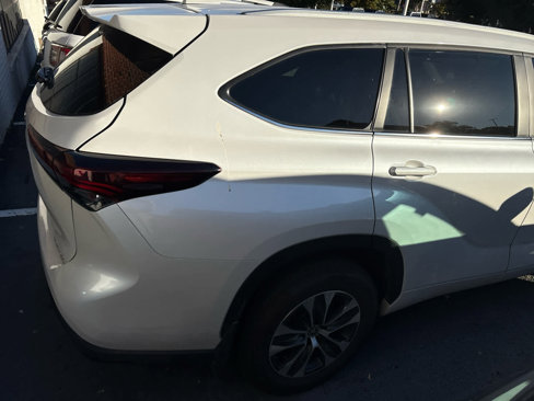 Used 2025 Toyota Highlander XLE image 7