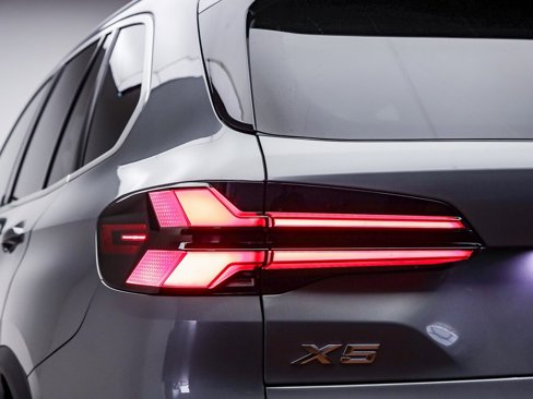 New 2026 BMW X5 sDrive40i w/ Premium Package image 10