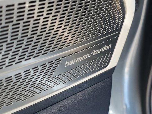 Used 2021 Hyundai Palisade Limited image 13