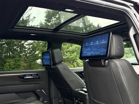 New 2026 Chevrolet Suburban High Country image 6