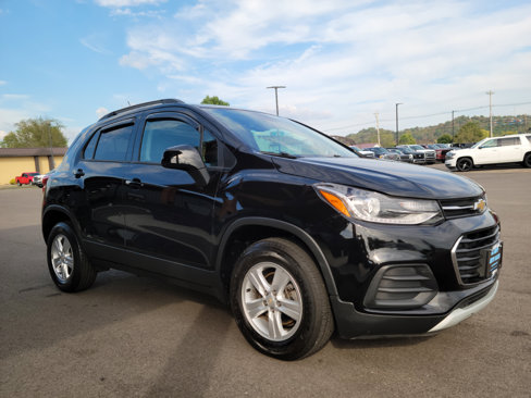 Used 2022 Chevrolet Trax LT w/ Driver Confidence Package image 3