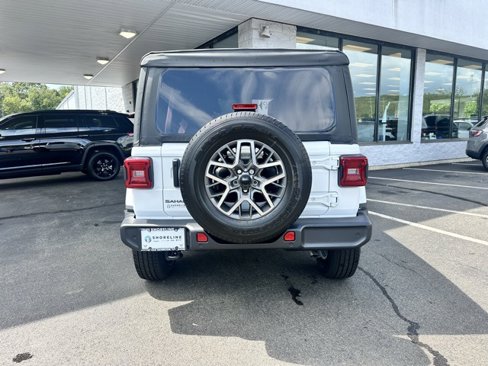 New 2025 Jeep Wrangler Sahara image 6