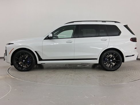 New 2026 BMW X7 xDrive40i w/ M Sport Package image 2