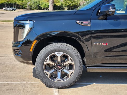 New 2026 GMC Yukon AT4 Ultimate w/ LPO, Floor Liner Package image 5