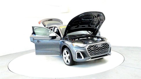 Used 2022 Audi SQ5 Premium image 9