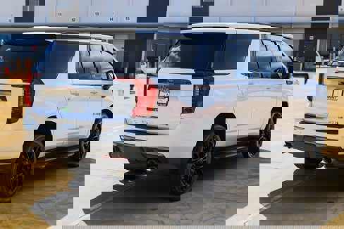 Used 2022 GMC Yukon AT4 w/ Max Trailering Package image 16