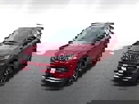 Used 2025 Jeep Compass Limited image 7