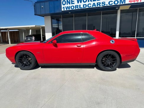 Used 2015 Dodge Challenger R/T Plus image 2