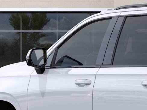 New 2026 Cadillac Escalade ESV Platinum Sport w/ LPO, ONYX Package image 12