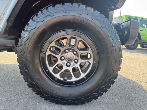 Used 2023 Jeep Wrangler Unlimited Rubicon 392 w/ Xtreme Recon 35" Tire Package image 13