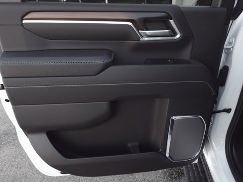 New 2025 GMC Sierra 3500 Denali w/ Denali Reserve Package image 32