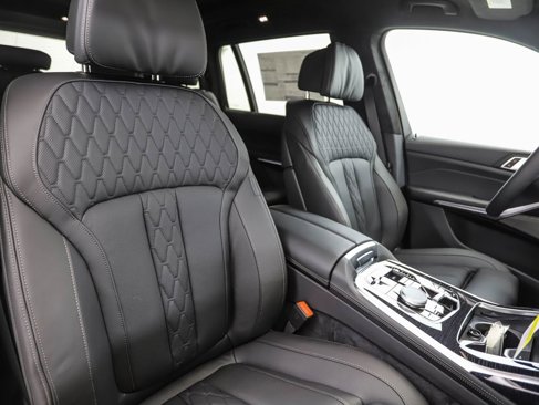 New 2026 BMW X7 xDrive40i w/ M Sport Package image 40