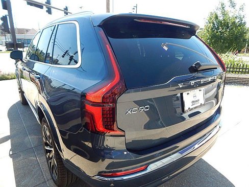 New 2026 Volvo XC90 B5 Ultra image 10