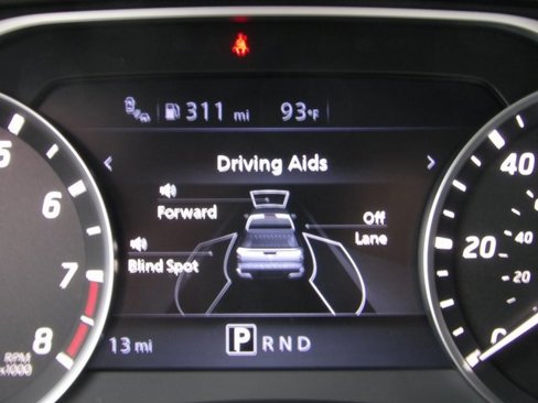 Certified 2025 Nissan Frontier SV image 34
