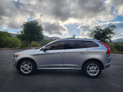 Used 2016 Volvo XC60 T5 Premier w/ Proximity Package image 6