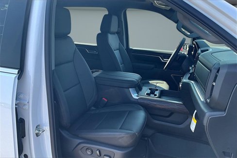 New 2026 GMC Sierra 2500 SLT image 11