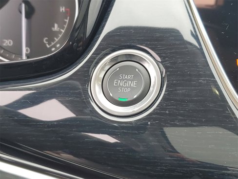 New 2025 Cadillac XT6 Premium Luxury image 17