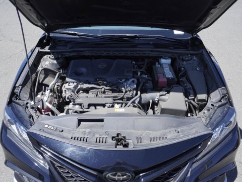 Used 2023 Toyota Camry XSE image 25