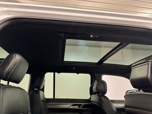 Used 2024 Jeep Wagoneer Series II w/ Convenience Group I image 69