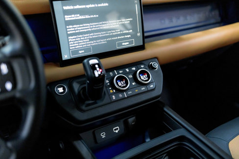 Used 2023 Land Rover Defender 110 X image 72