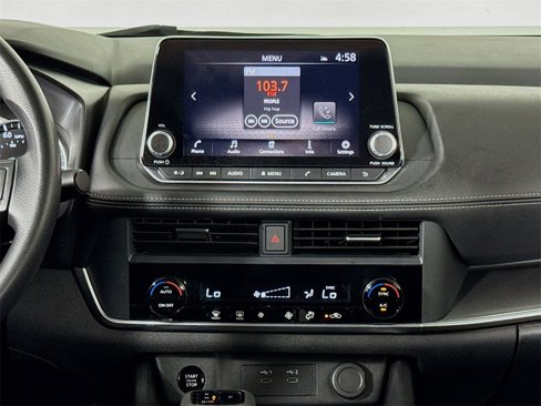 Used 2024 Nissan Rogue SV image 14
