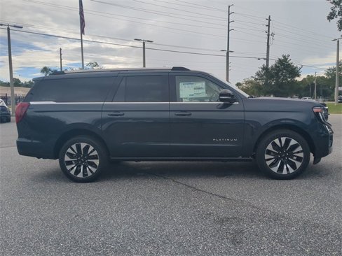 New 2025 Ford Expedition Max Platinum image 19