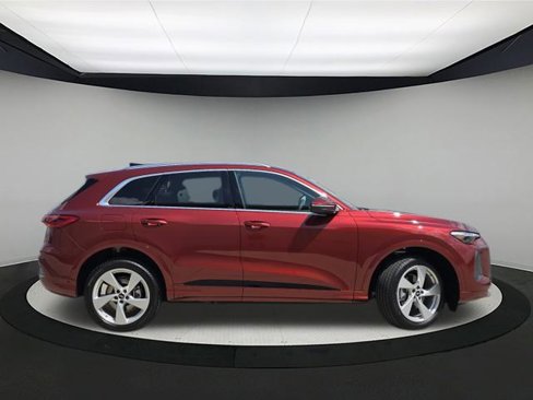 New 2025 Audi Q5 Premium Plus image 8